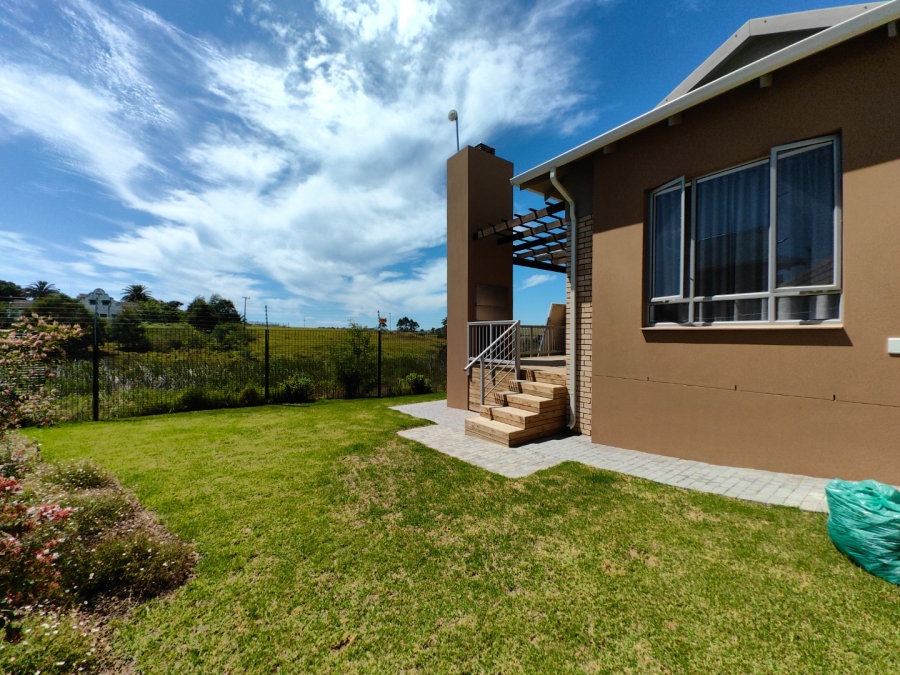 3 Bedroom Property for Sale in Hansmoeskraal A H Western Cape